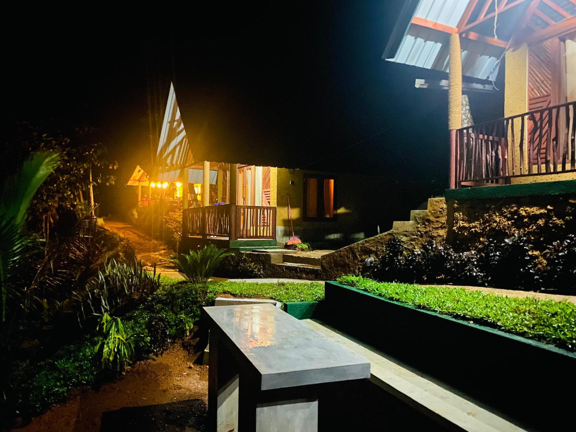 The Rainforest Hideaway Деніяя Екстер'єр фото